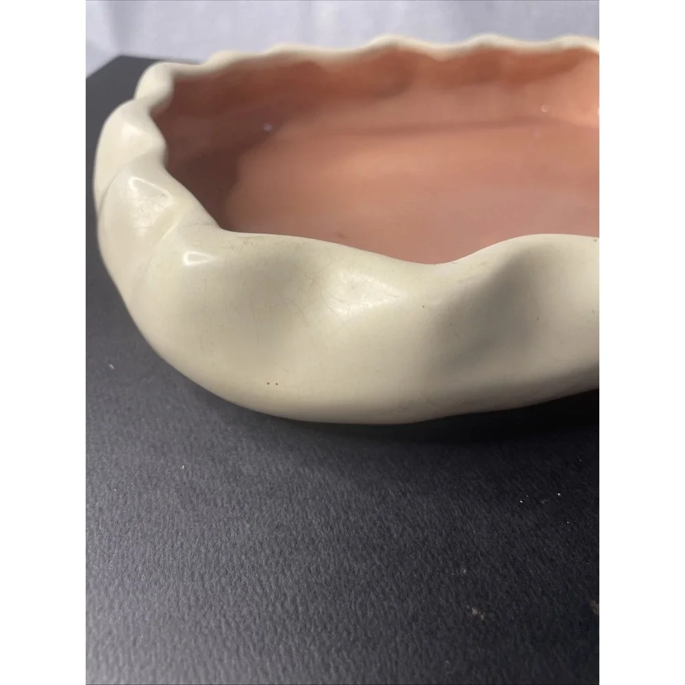 Poppy Trail Metlox #737 Planter/Oval Bowl Ruffled Vintage MCM Peach Cream USA